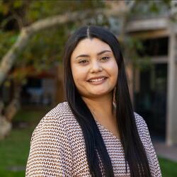 Denise Lua-Roman Headshot